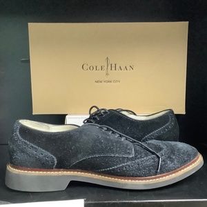 Men’s dress shoes size 10